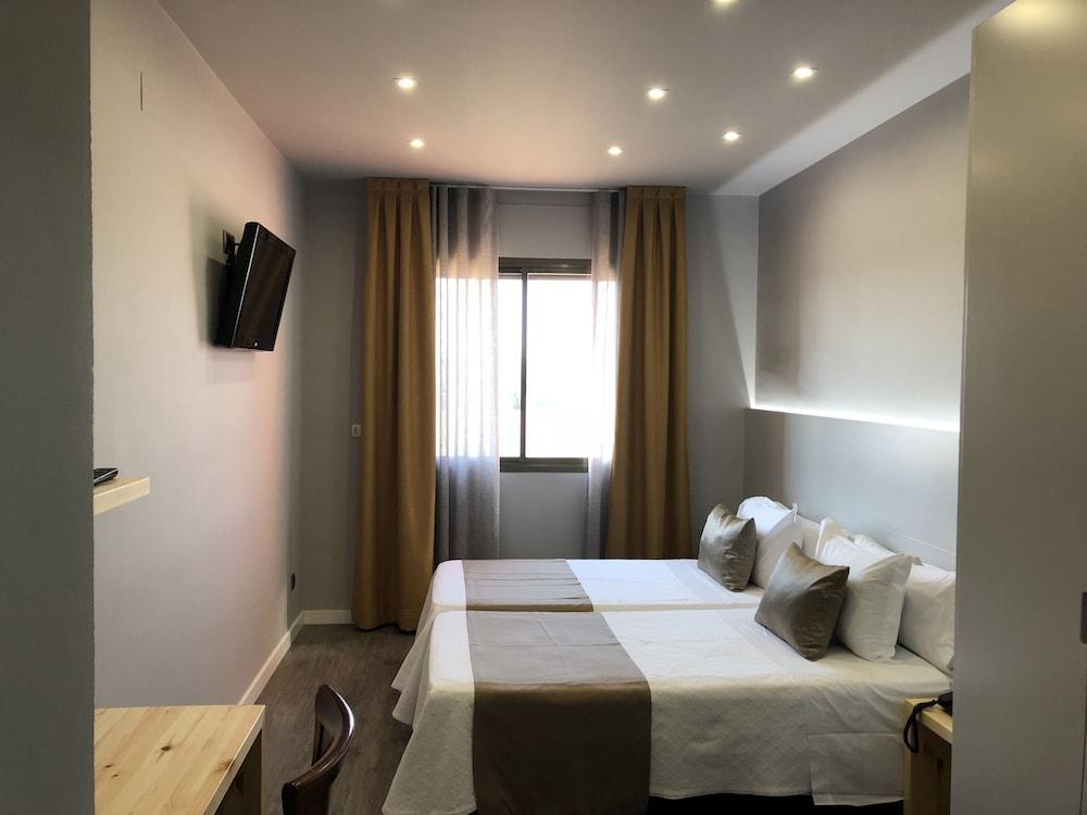 Hotel Restaurant Sol I VI Lavern Экстерьер фото